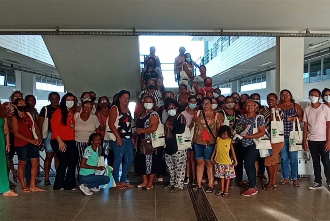 Aula Inaugural Qualifica Mulher 03.jpg