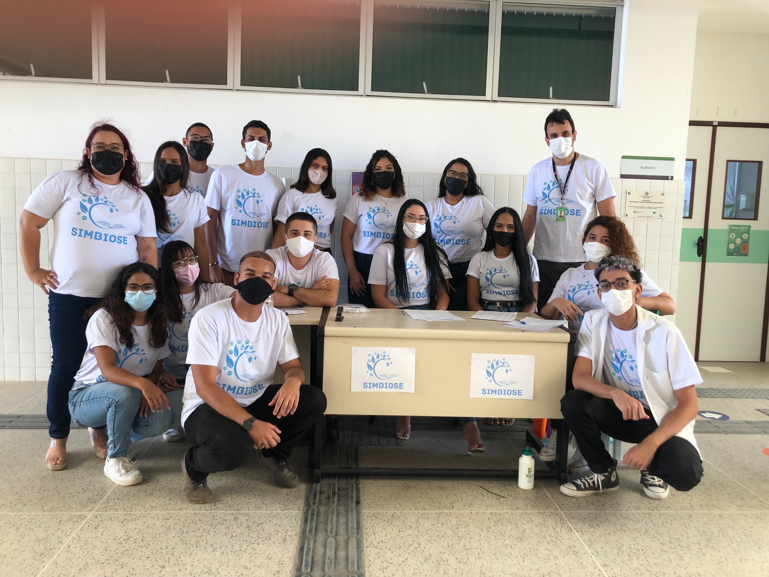 Alunos e o Professor Ruffo