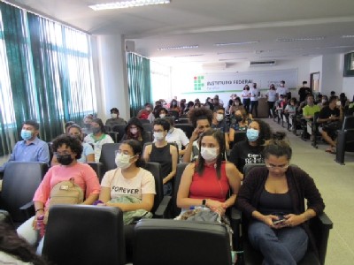 Comunidade prestigia a SIMBIOSE