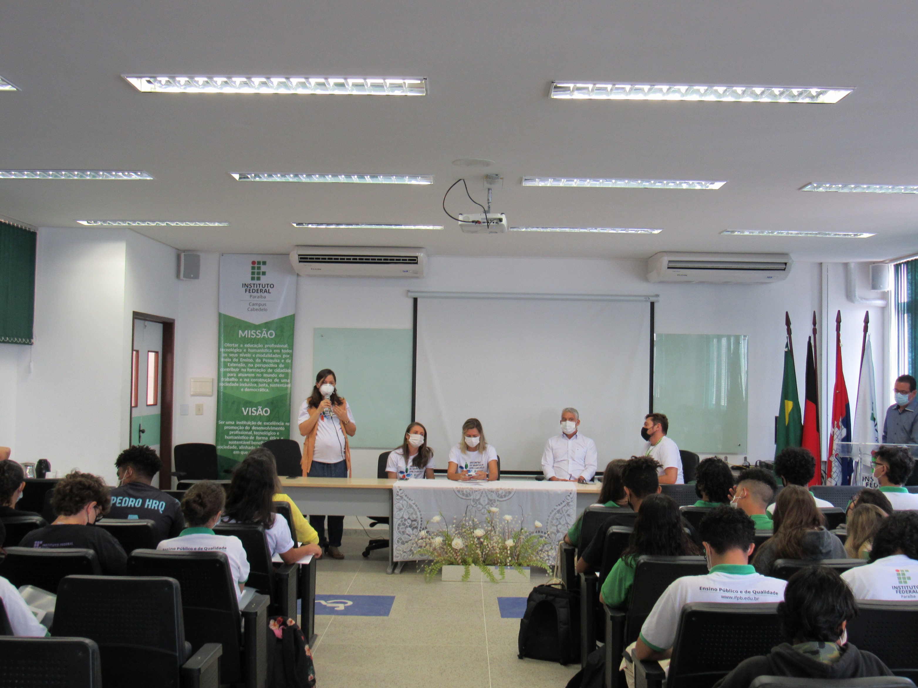 Mesa de abertura_03.JPG