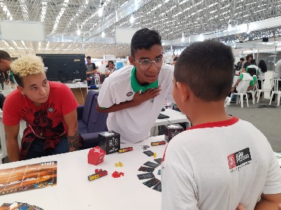 Estudantes do IFPB Cabedelo desenvolvem jogos didáticos (1).jpg