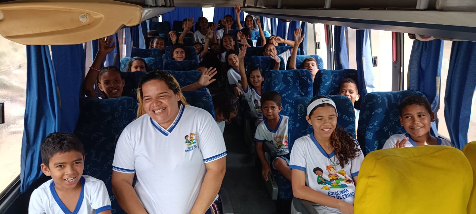 Onibus.jpeg Onibus.jpeg