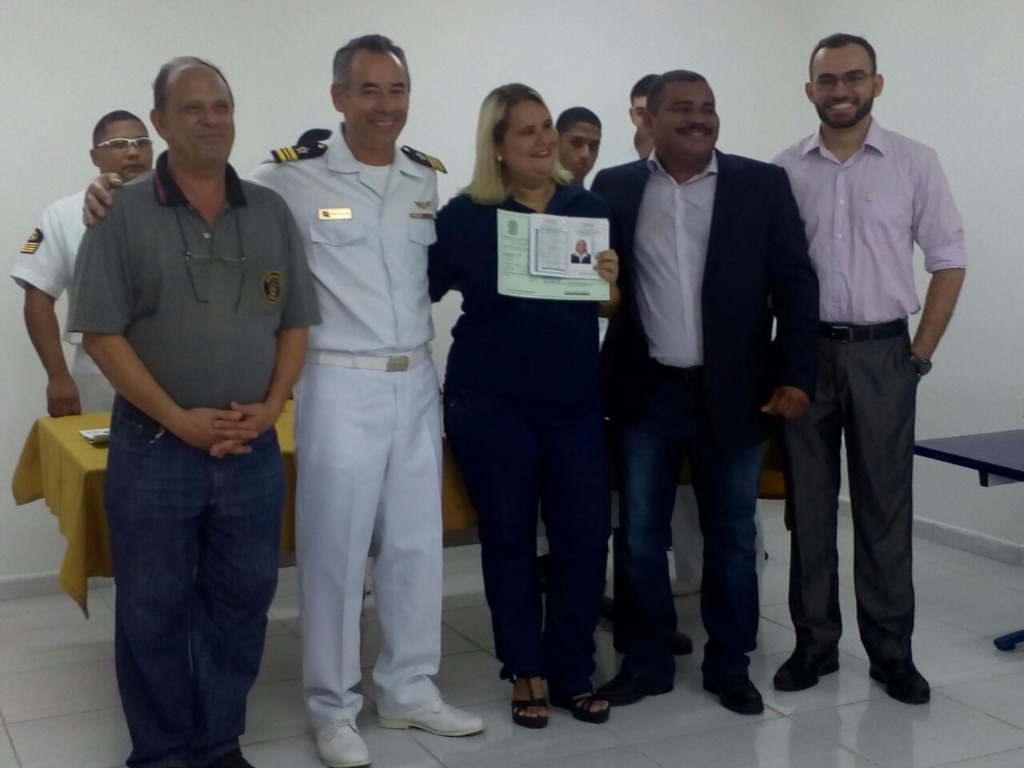 Entrega de certificado.jpeg