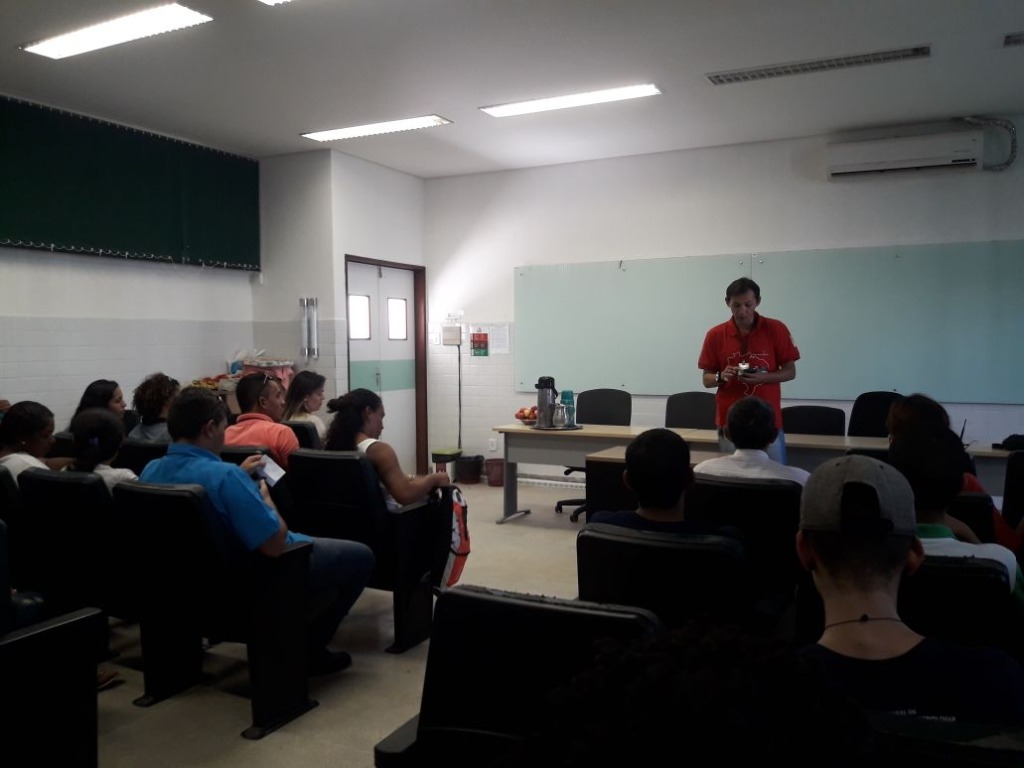 palestra sobre o guia de turismo 5.jpg