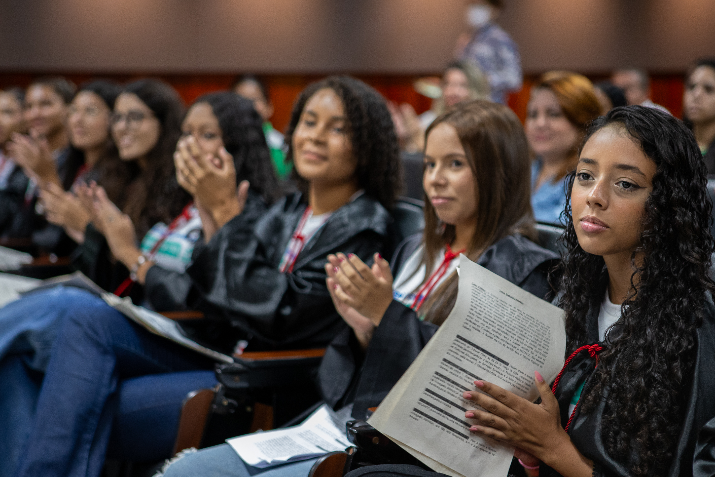 Jovens Desembargadoras Pleno-02.jpg