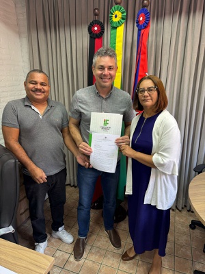 Reunião _ Reitora _Prefeito_Cabedelo3.jpeg