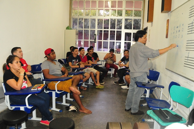 Oficina de Violao.jpg