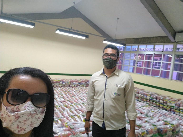 chegada das cestas PNAE em Cajazeiras 4.jpeg