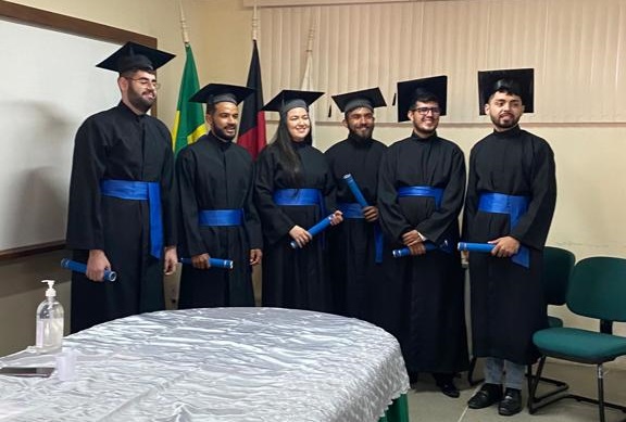 Colação de grau extemporânea.jpg