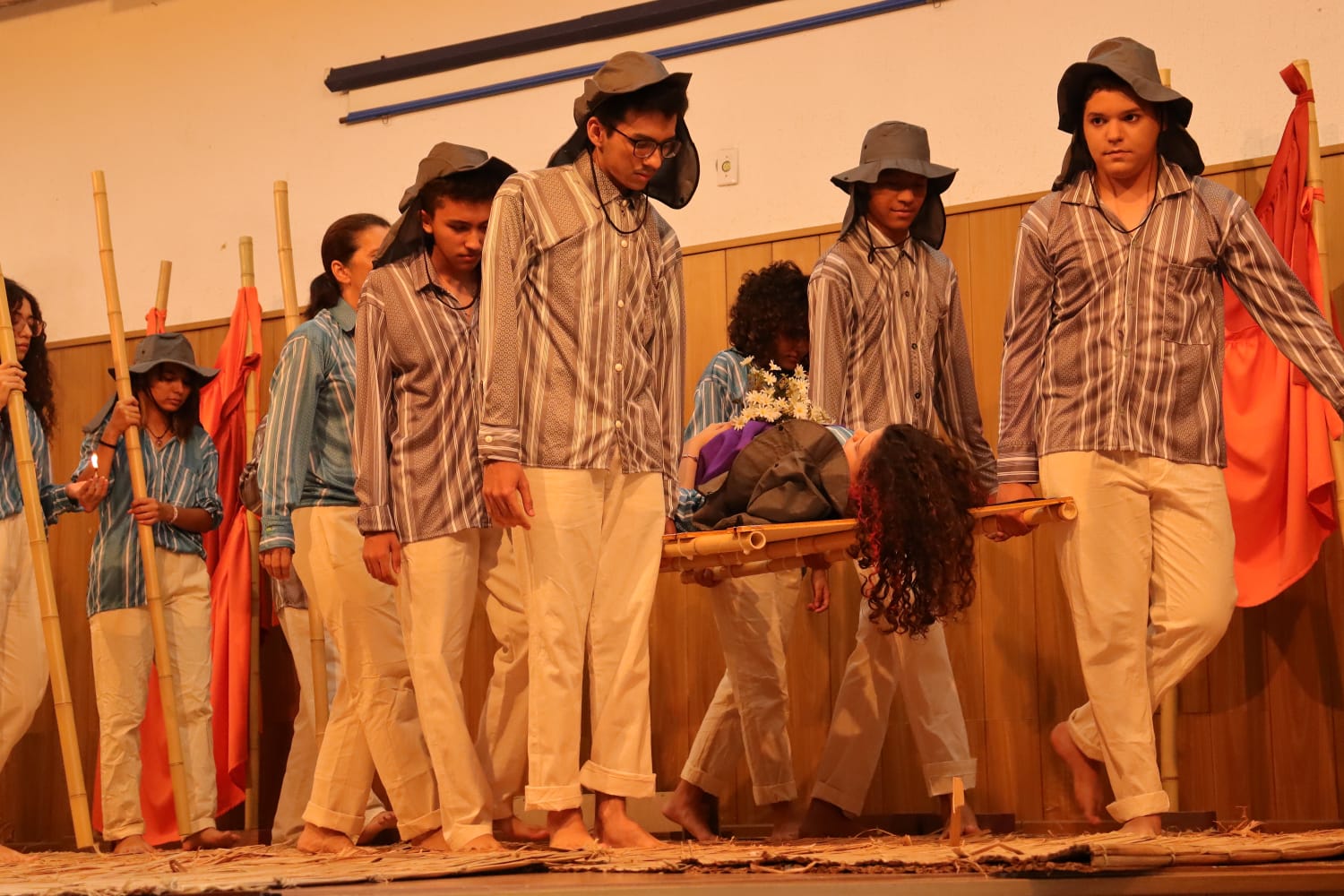 Peça teatral apresentada por estudantes do campus Catolé do Rocha.jpeg