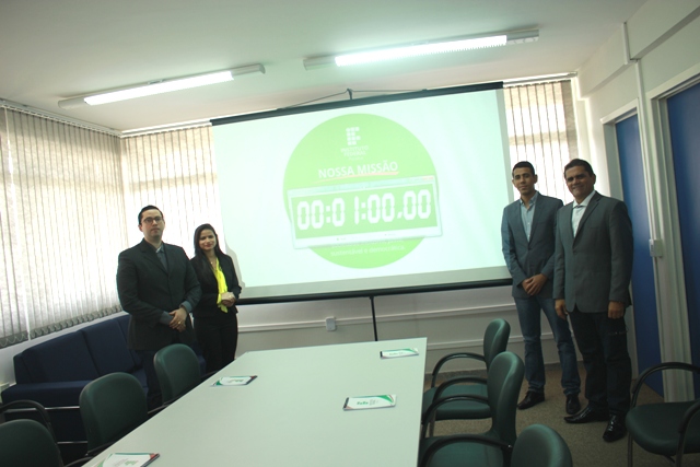 equipe planede e gestores do campus