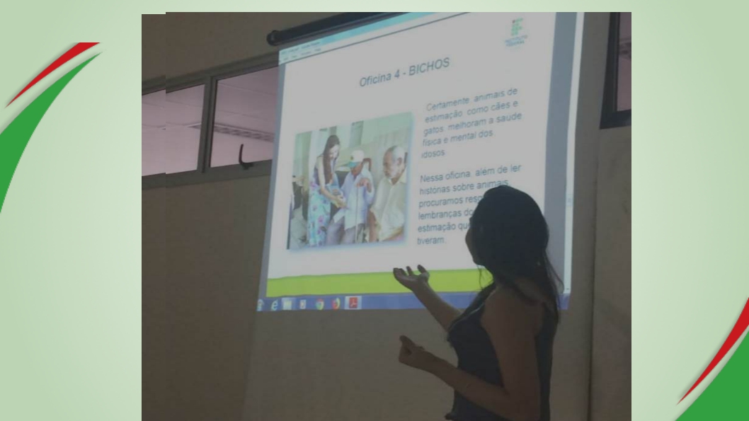 aluna apresenta trabalho em concgresso de extensão 