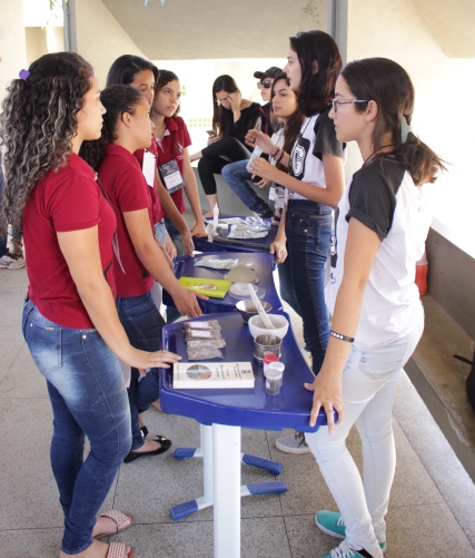 Feira de profissões no campus do IFPB Campina Grande 