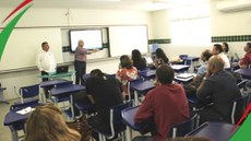 Reitor apresenta planilha orçamentária 