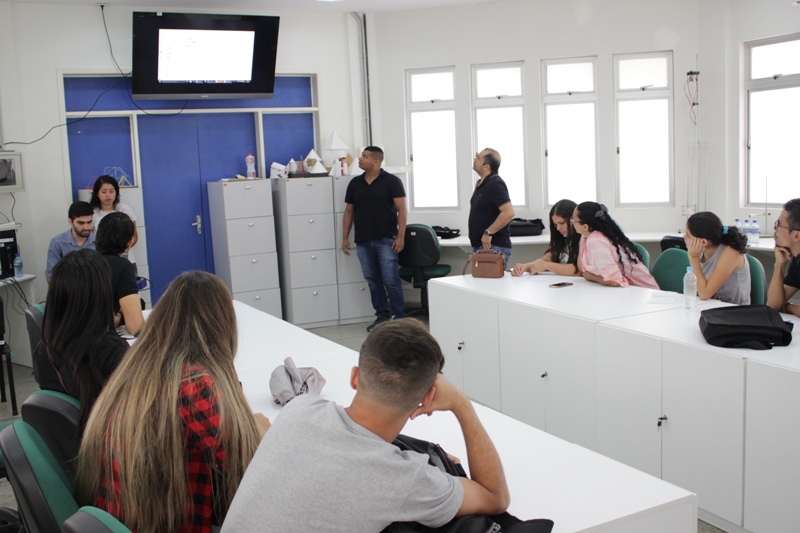 Minicurso da VII Semana de Licenciatura em Matemática 