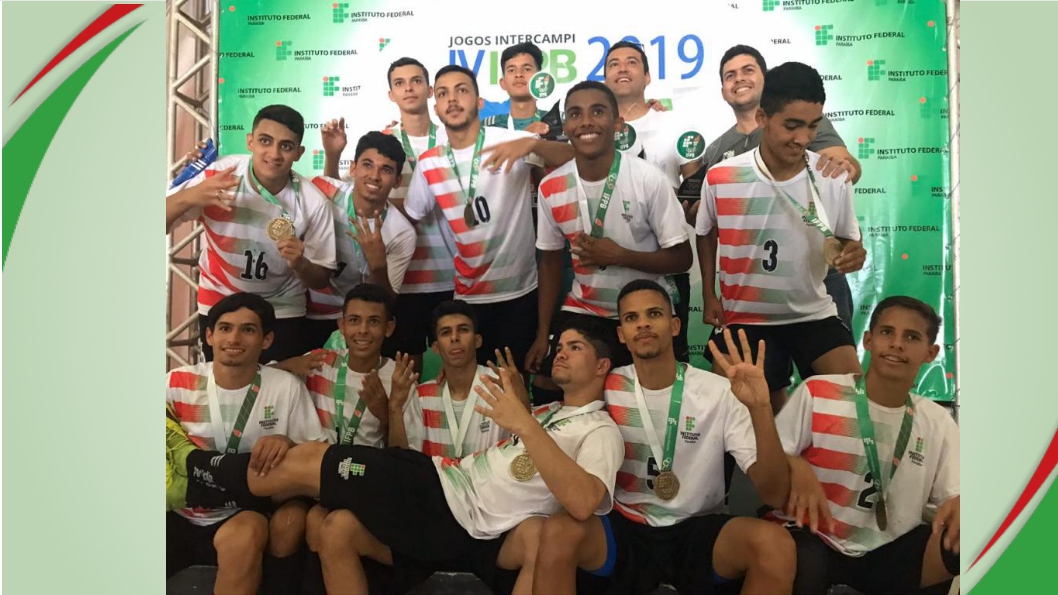 equipe tetra campeã em futebol de campo 