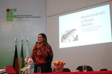 Discussões de temas importantes da luta feminina aconteceram no auditório do campus