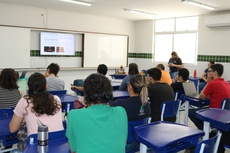 Aulas serão repostas em novo calendário acadêmico