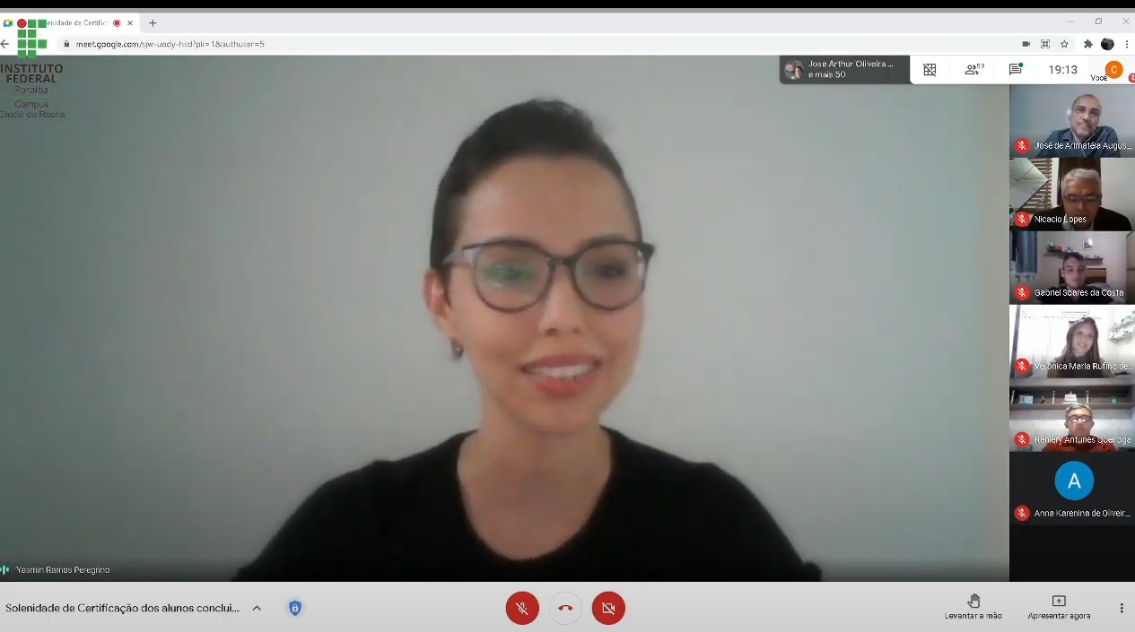 diretora de ensino.jpg