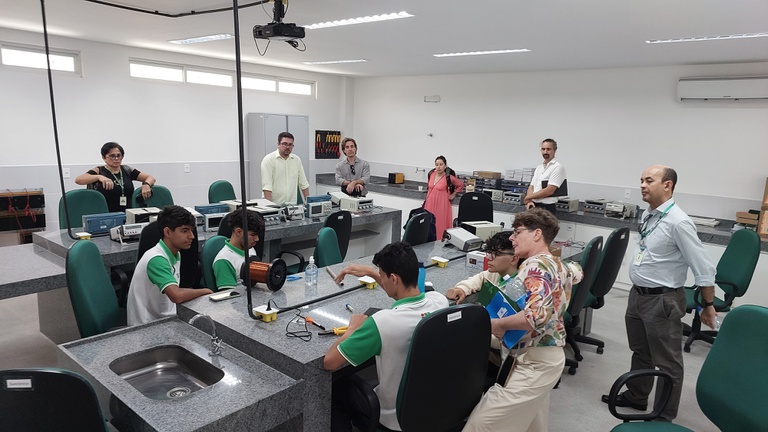 Laboratório de Eletrônica