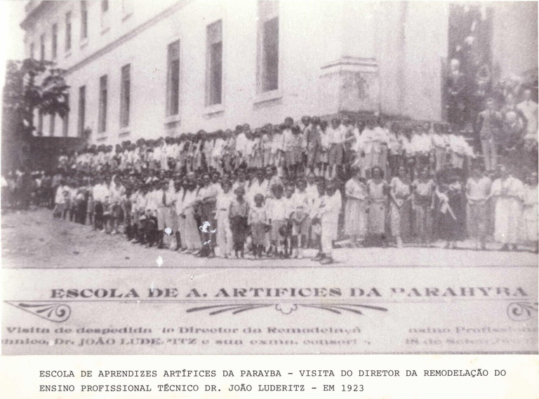 Visita de João Luderitz (Encarregado da Remodelação do Ensino Profissional Técnico) 