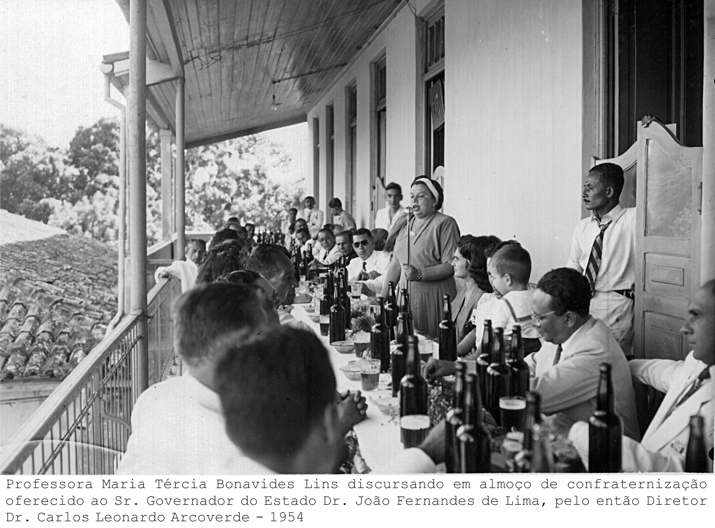 Almoço de confraternização na Escola Industrial - 1954