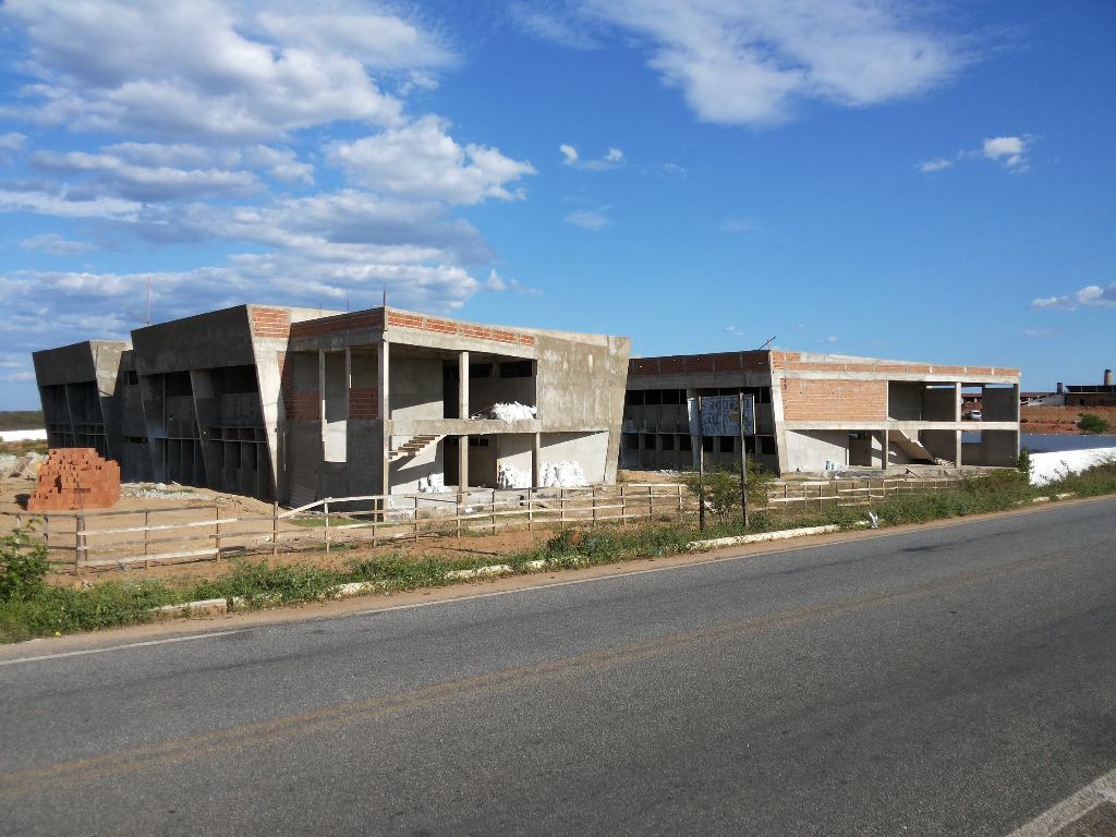 Construção do Campus Itaporanga 16h11m.jpg