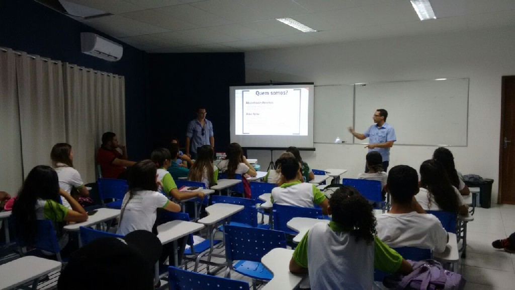 Palestra - Perigos das Novas Tecnologias (1).jpg