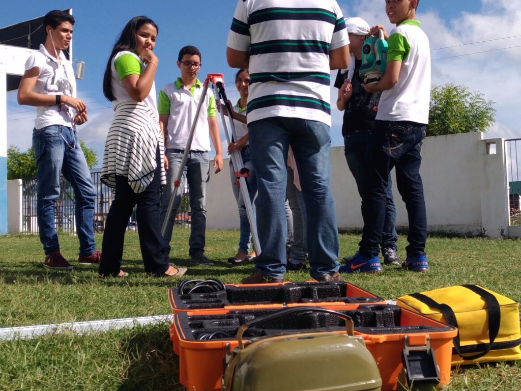 Aula prática - Topografia (4).jpeg