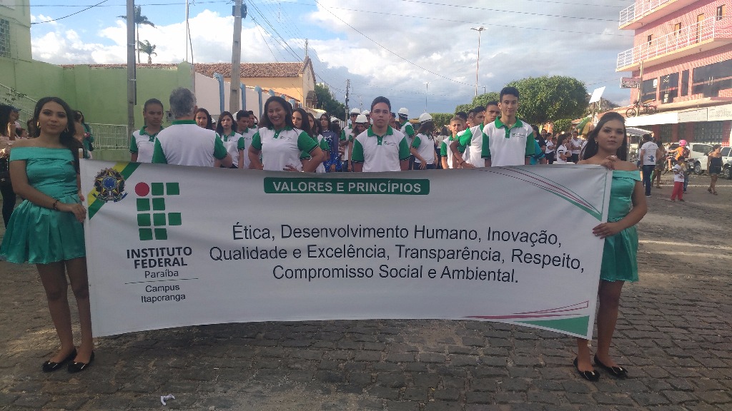 Desfile Cívico - IFPB Itaporanga (10).jpg