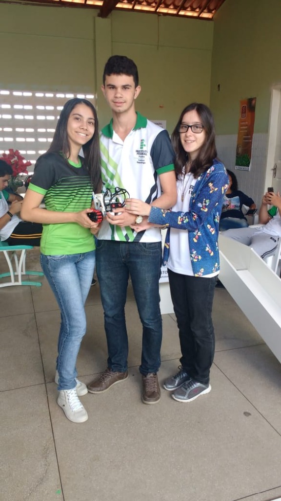 Equipe campeã e selecionados para competições externas - Alany, Larissa e Klébson.jpg
