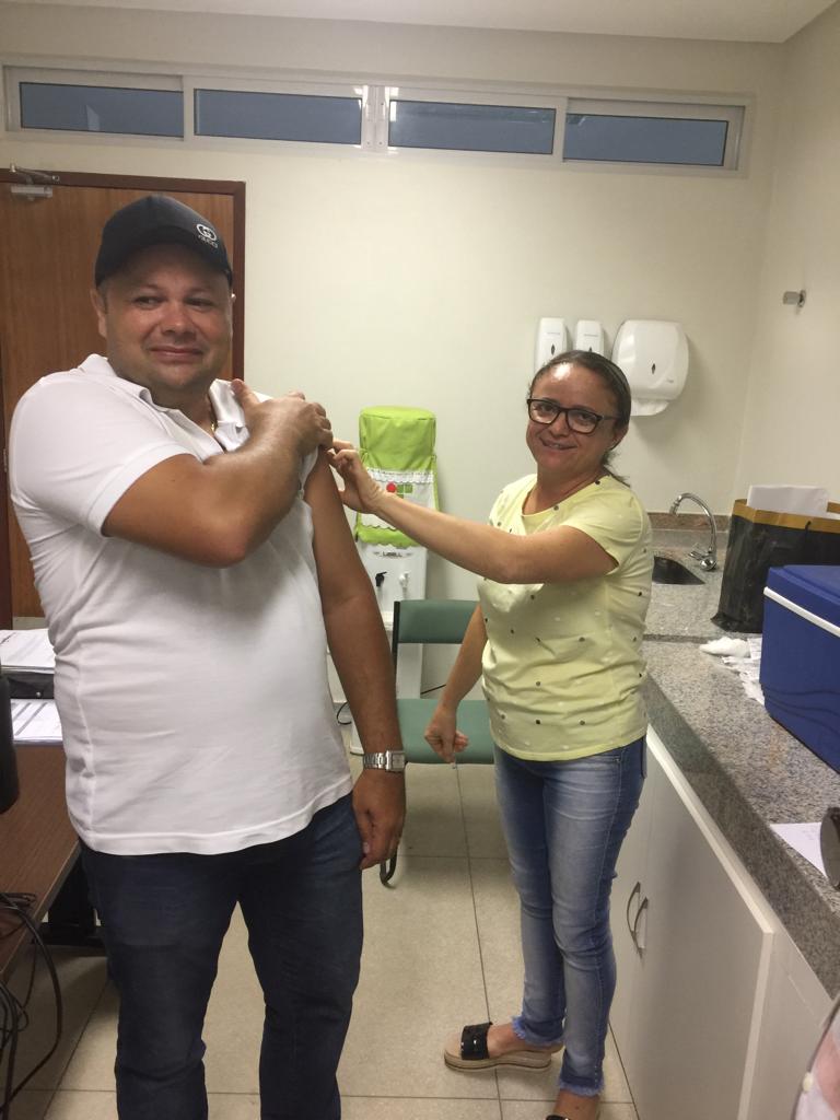 Servidores são imunizados (11).jpeg