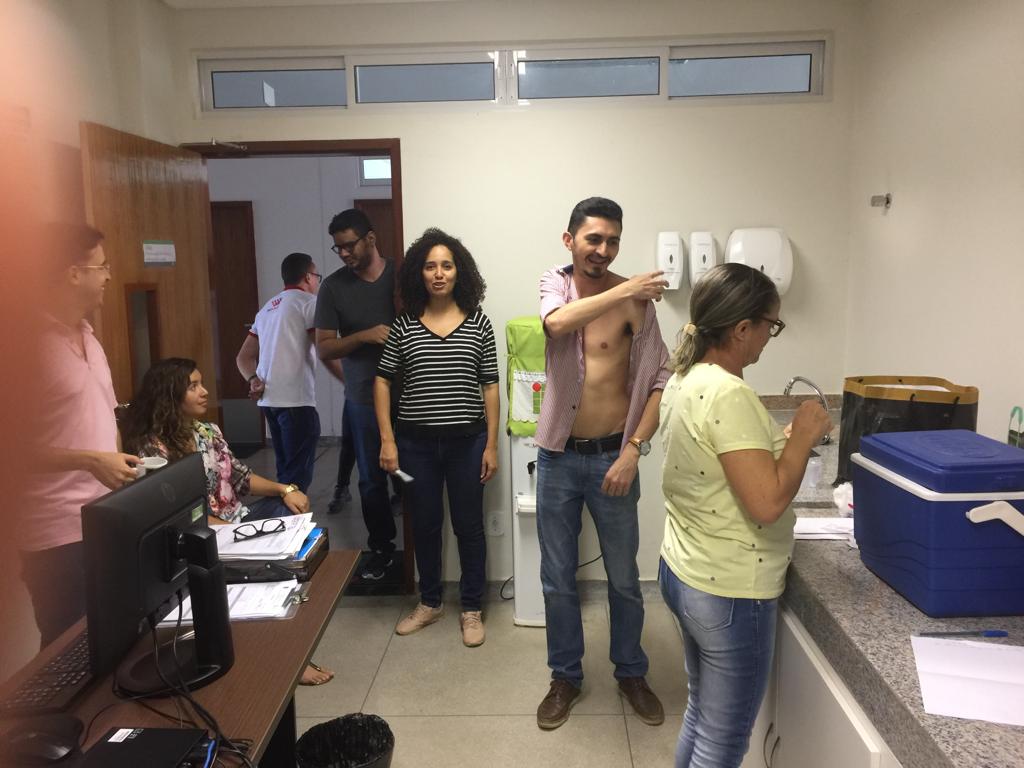 Servidores são imunizados (4).jpeg