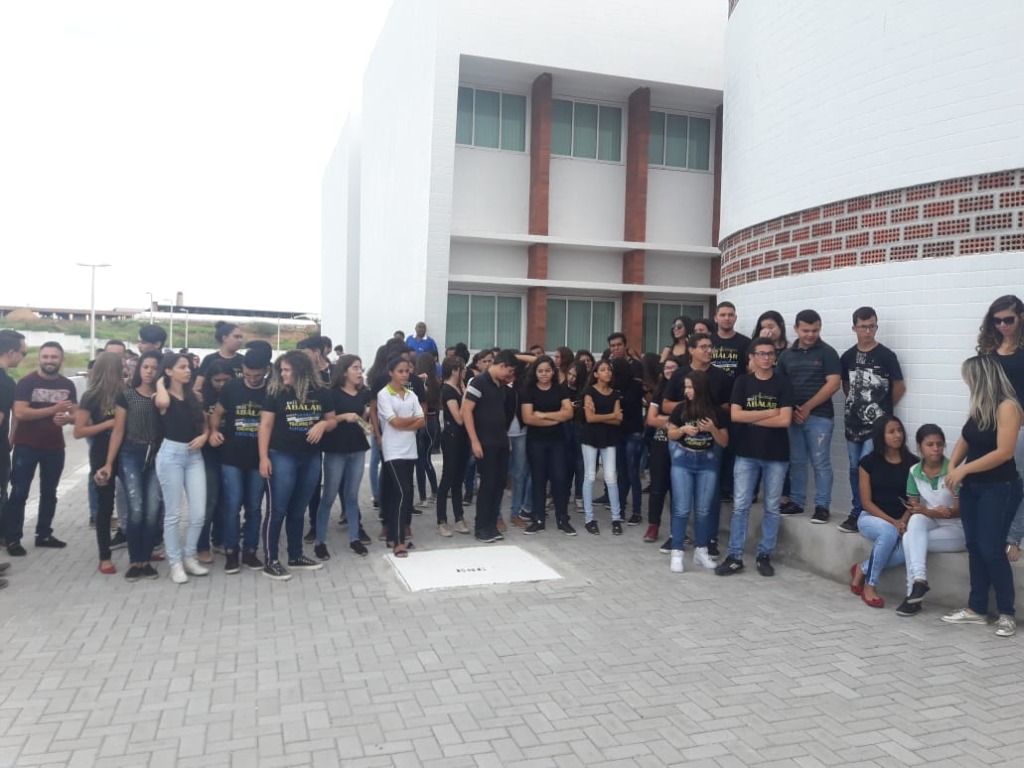 Ato simbólico contra o bloqueio orçamentário (6).jpeg