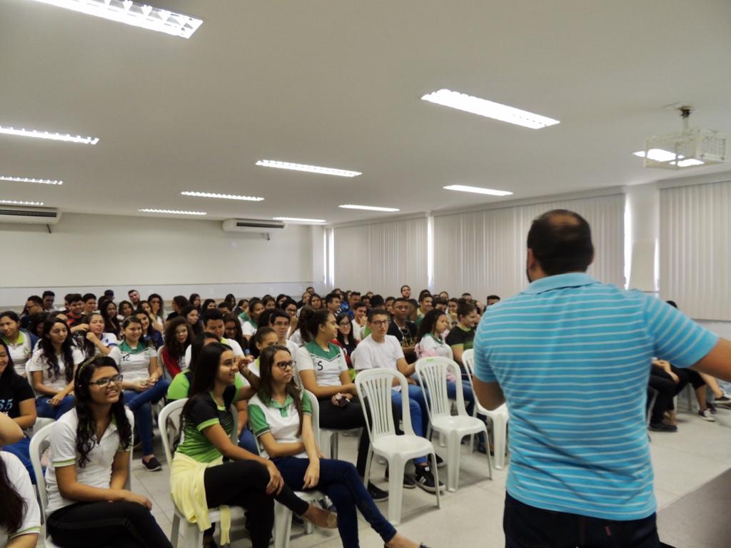 Palestra - Viver Vale a Pena. Suicídio, Nunca! (2).jpeg