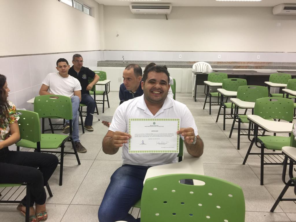 Entrega de certificados - Turmas de Informática Básica e de Planilhas Google (1).jpeg