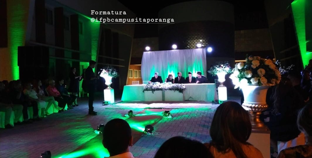 Formatura - Turma pioneira do Campus Itaporanga (2).jpeg