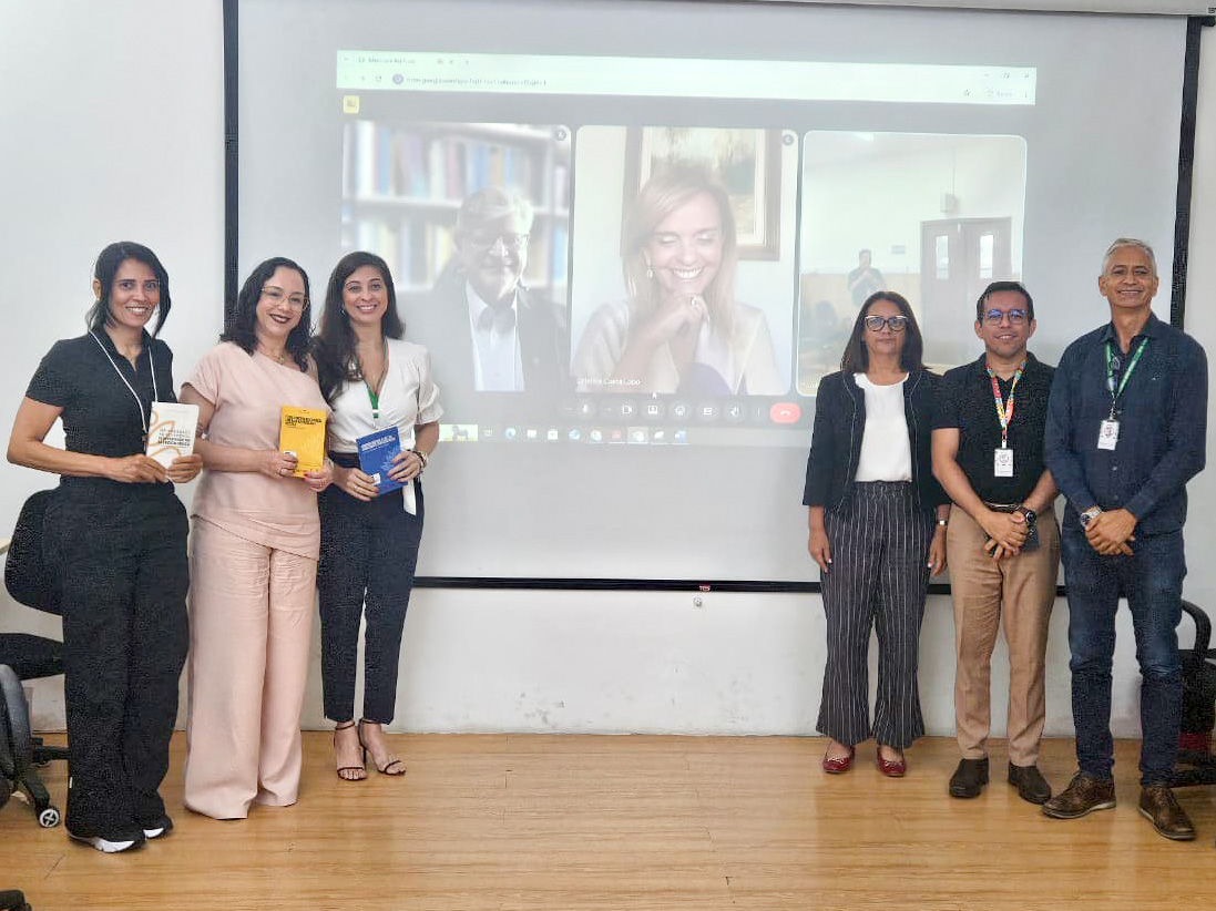 Lançamento de livros.jpeg