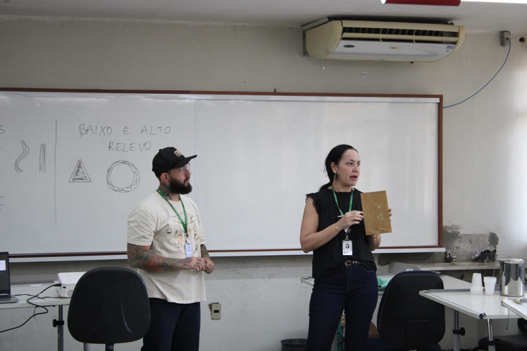 Idália e Lucas - xilogravura IFPB.jpeg