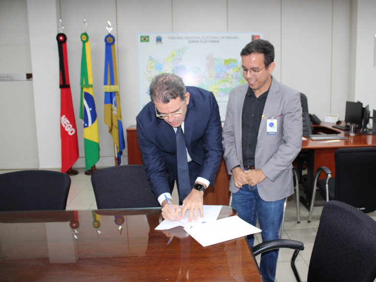 Doação TRE - assinatura 1.JPG