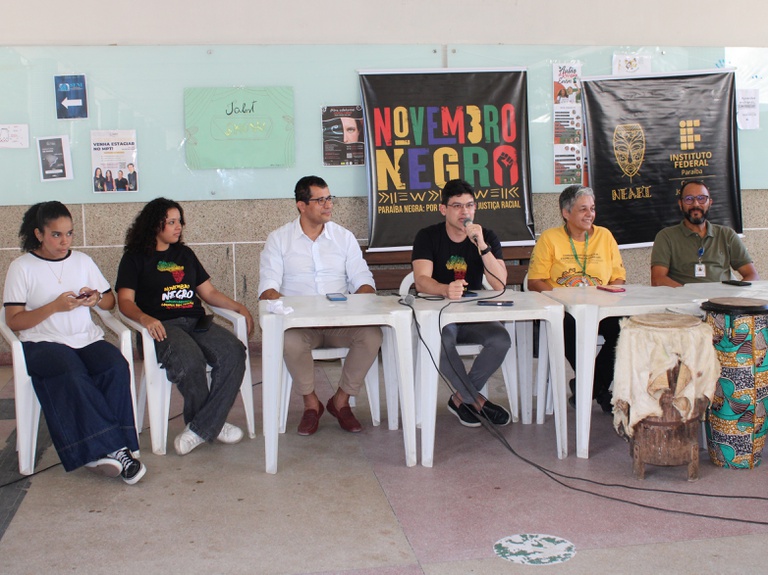 Mesa de Abertura.JPG