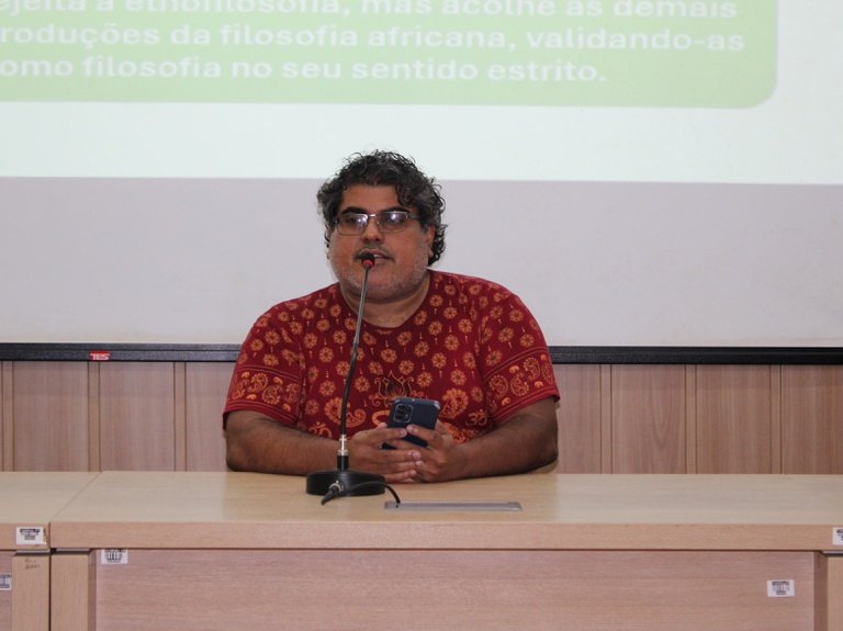 Professor Hélio.JPG