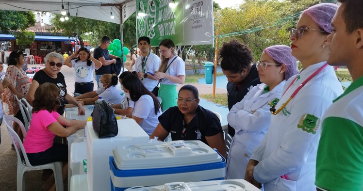 A ação ofereceu diversos serviços de saúde, beleza e alimentação saudável
