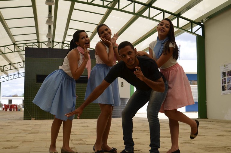 apresentação cultural.jpg