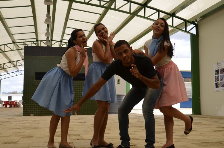 apresentação cultural.jpg