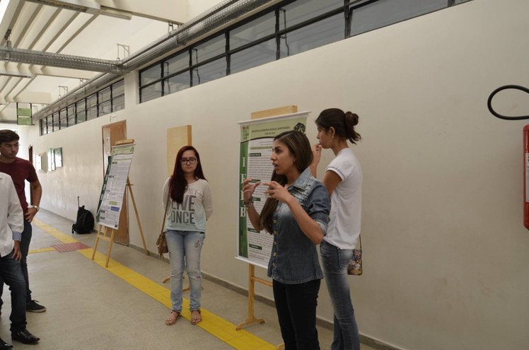 apresentação de trabalho2.jpg