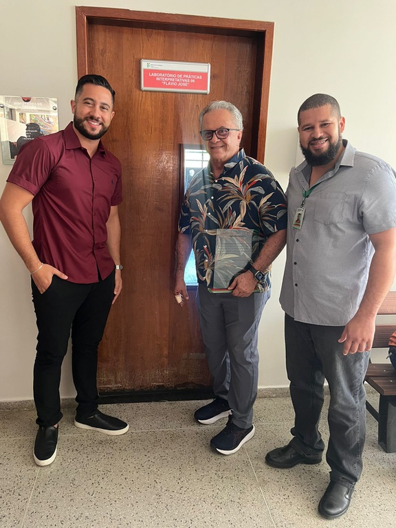 WhatsApp Image 2023-12-18 at 17.10.00.jpeg