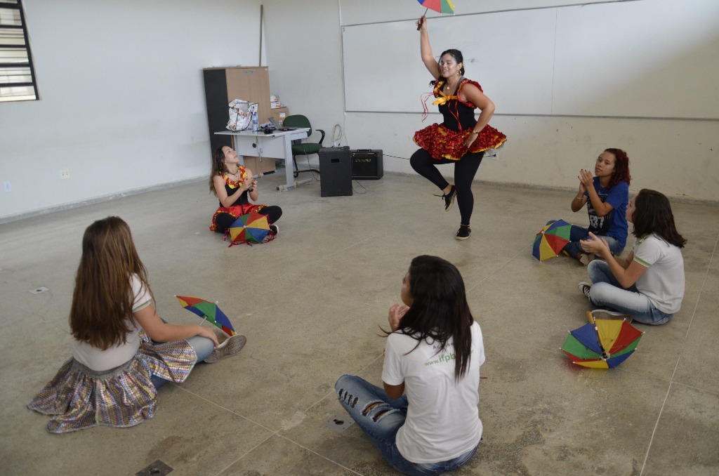 Oficina de Dança_18.JPG