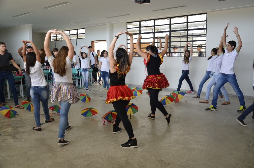 Oficina de Dança_3.JPG