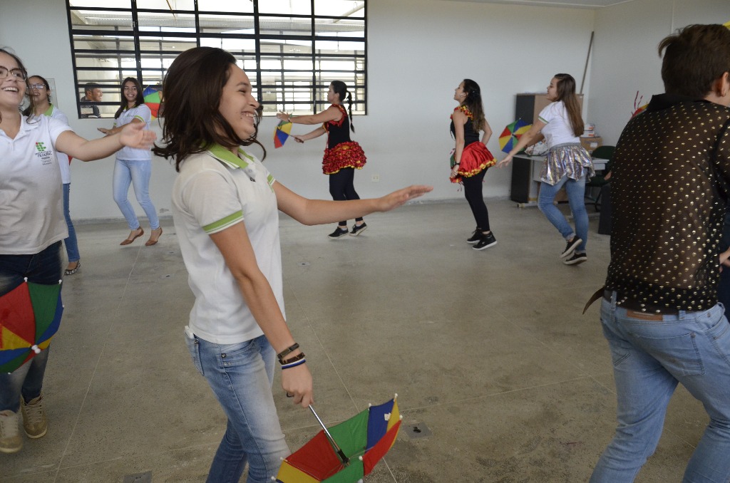 Oficina de Dança_5.JPG